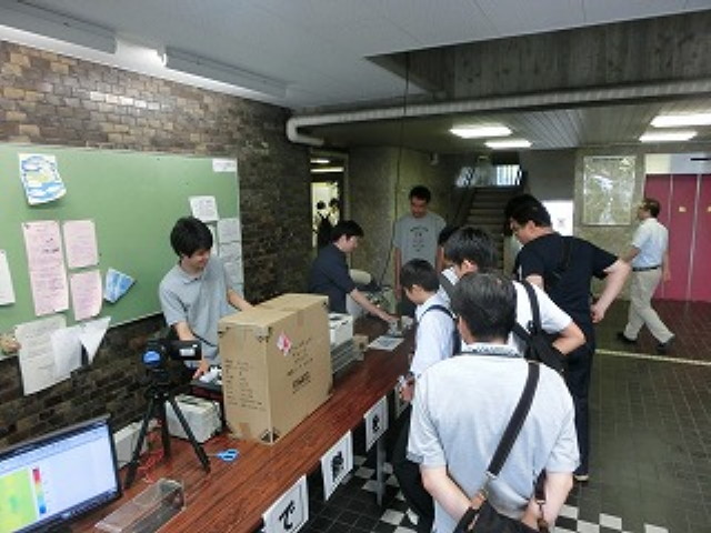 img0012.jpg