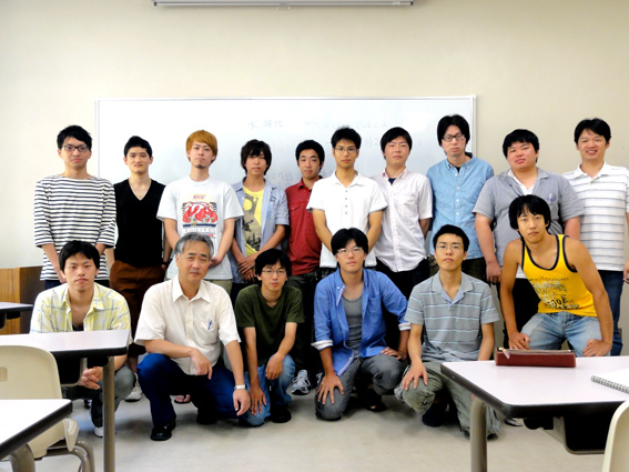 平成24年度の研究室メンバー